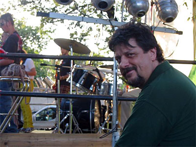 dietro il palco